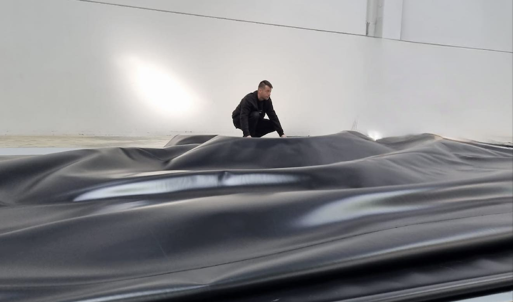 Rollgum-EPDM-liner-for-ponds-dams-lagoons-1-1.png